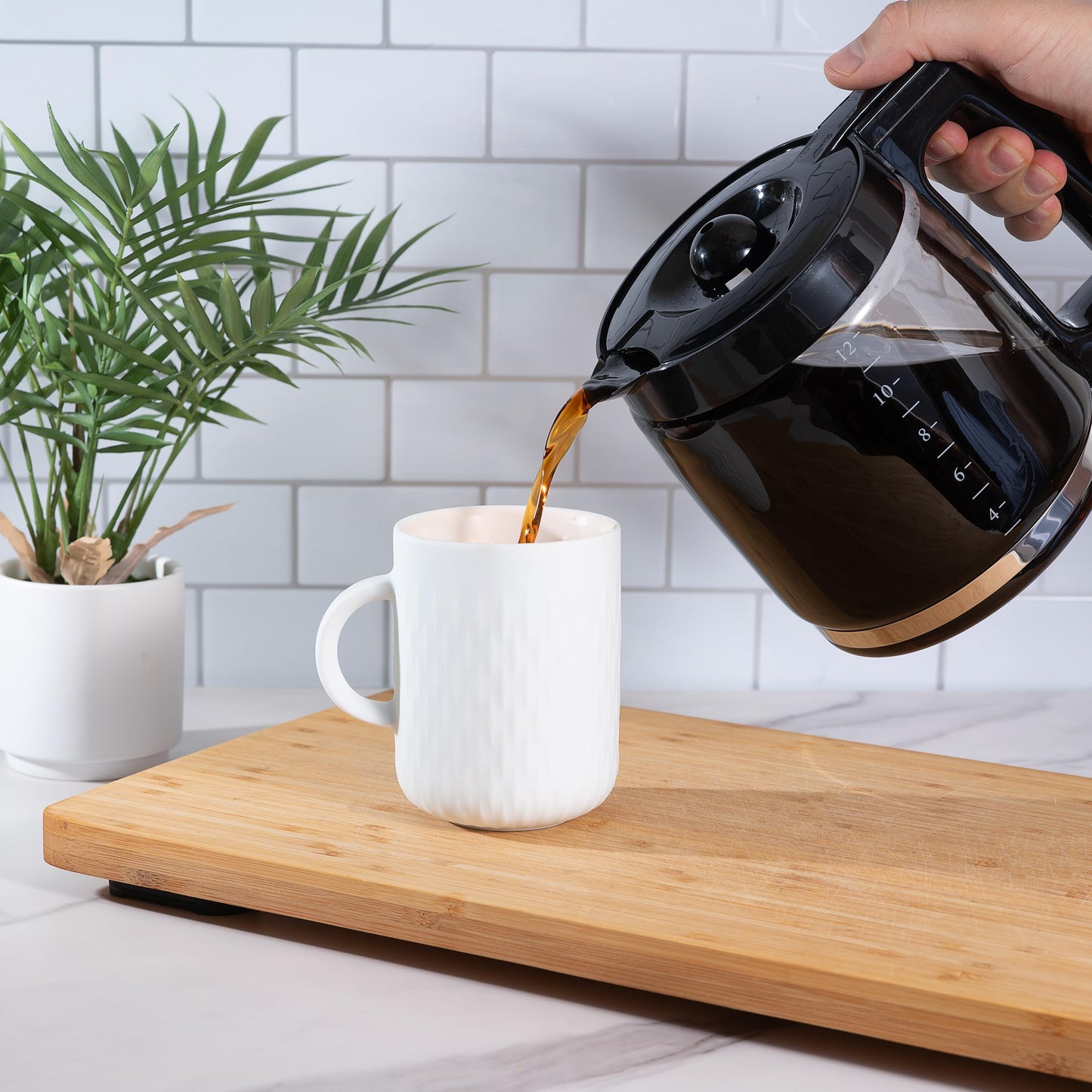 Replacement 12-Cup Glass Carafe for Hamilton Beach Coffee Makers - Compatible with Models 46300, 46310, 49950, 49980, and More – BPA-Free, Easy-Grip Handle, Dishwasher Safe